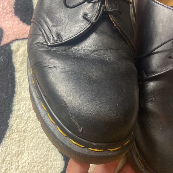 Vintage dr.Marten bowler shoes made in England. In great used shape. - Picture 8 of 13